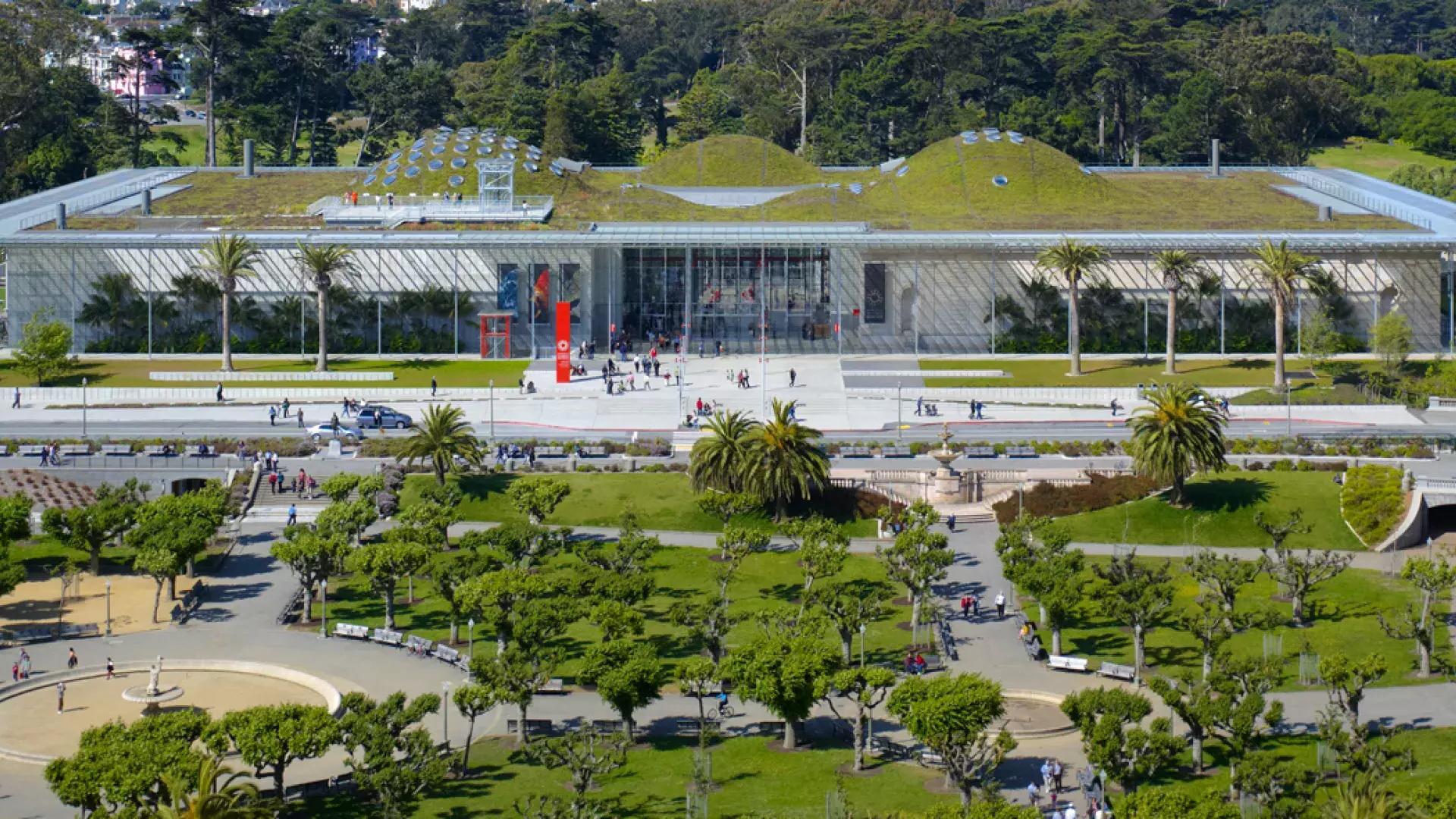 The outside of the California Academy of Sciences.
